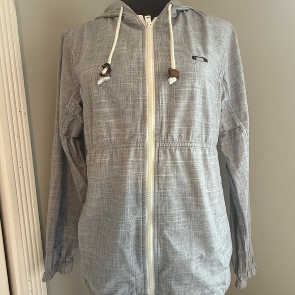 Vintage Oakley Gray Utility Jacket with Hood and Relaxed Fit size S - Picture 3 of 13